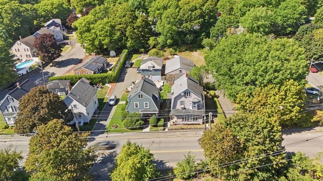 262 Essex St, Swampscott, MA 01907