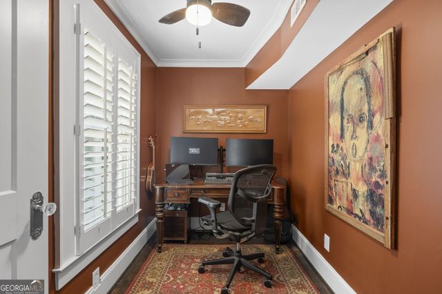 460 Brentwood Drive NE, Atlanta, GA 30305