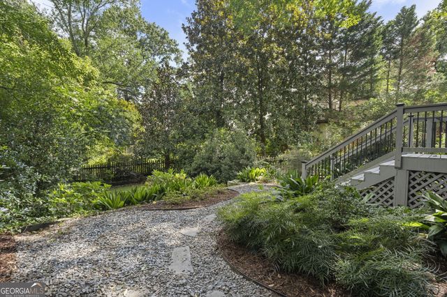 460 Brentwood Drive NE, Atlanta, GA 30305