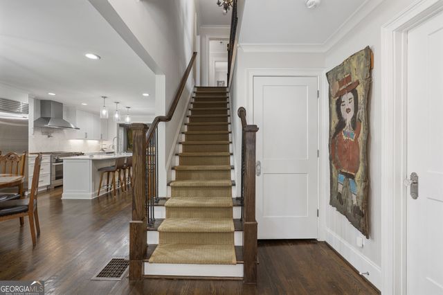460 Brentwood Drive NE, Atlanta, GA 30305
