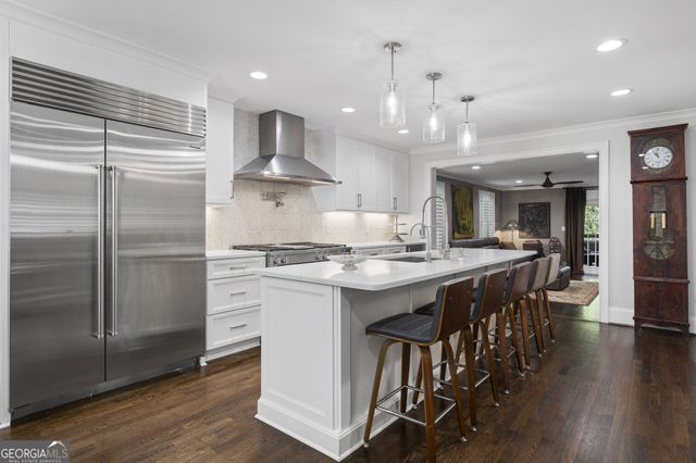 460 Brentwood Drive NE, Atlanta, GA 30305