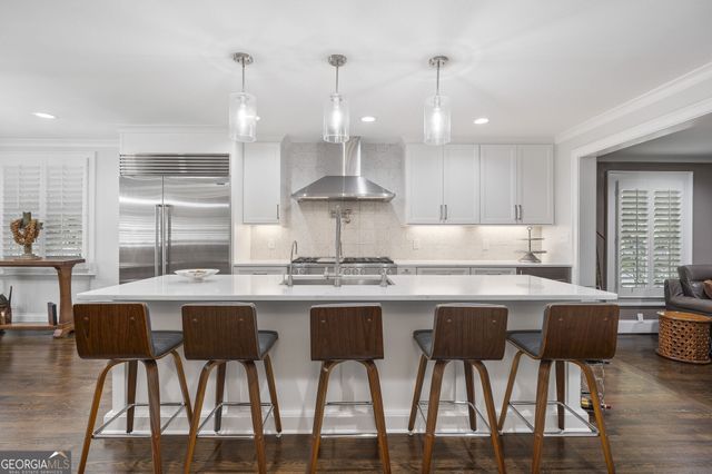 460 Brentwood Drive NE, Atlanta, GA 30305