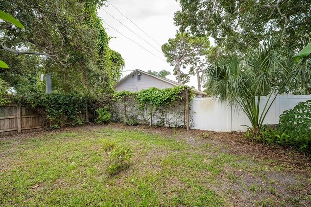 1700 TROTTER ROAD, Largo, FL 33774