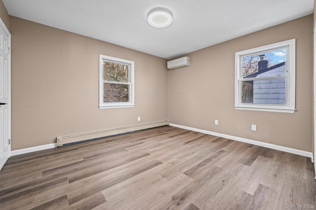 9 Harmony Lane, Glen Cove, NY 11542