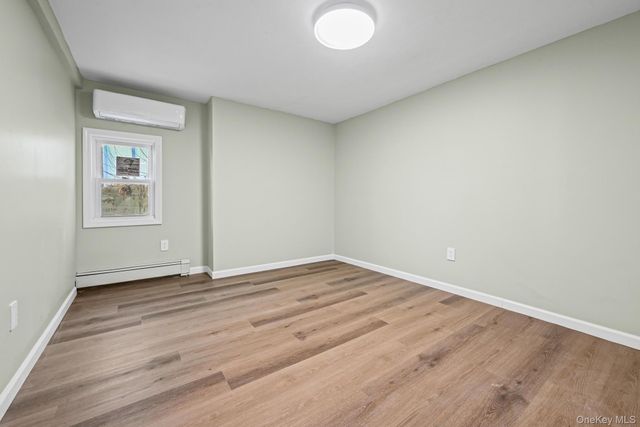 9 Harmony Lane, Glen Cove, NY 11542