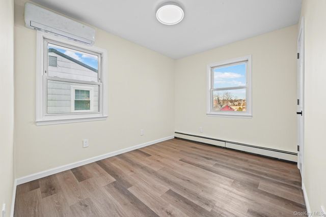 9 Harmony Lane, Glen Cove, NY 11542