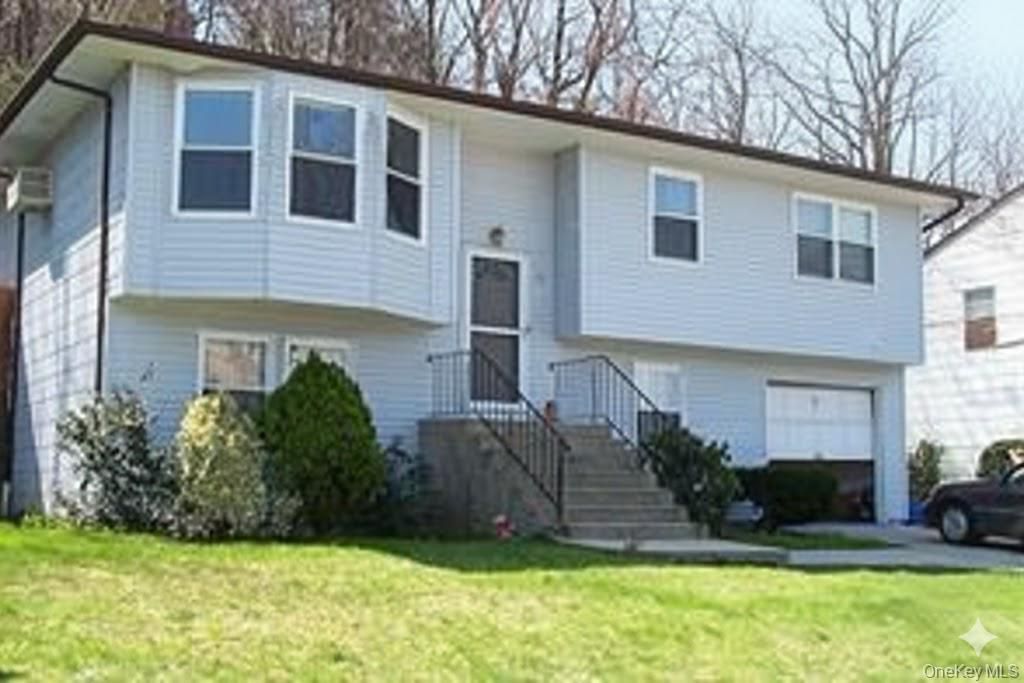 9 Harmony Lane, Glen Cove, NY 11542