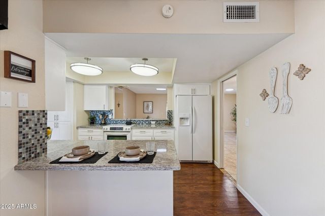 10806 W CAMEO Drive, Sun City, AZ 85351