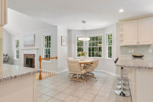 65 Whitney Ln, Boxborough, MA 01719