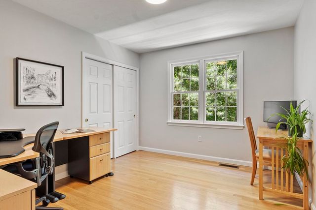 65 Whitney Ln, Boxborough, MA 01719