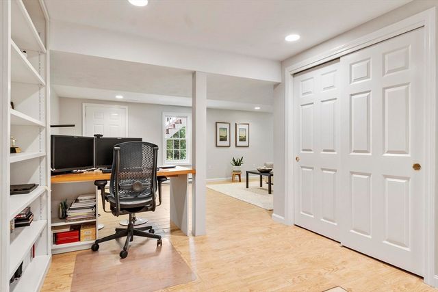 65 Whitney Ln, Boxborough, MA 01719