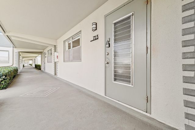 723 Flanders P, Delray Beach, FL 33484