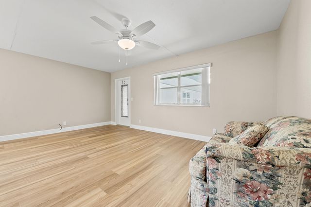 723 Flanders P, Delray Beach, FL 33484