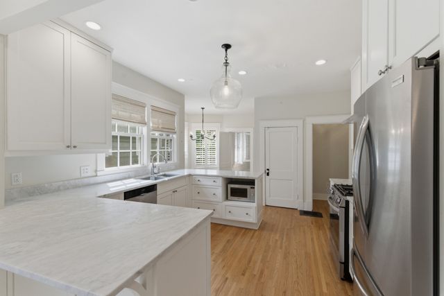 3804 Central Ave, Nashville, TN 37205