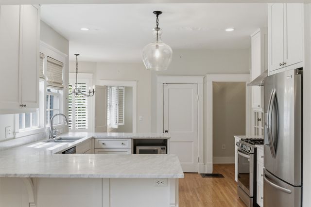 3804 Central Ave, Nashville, TN 37205