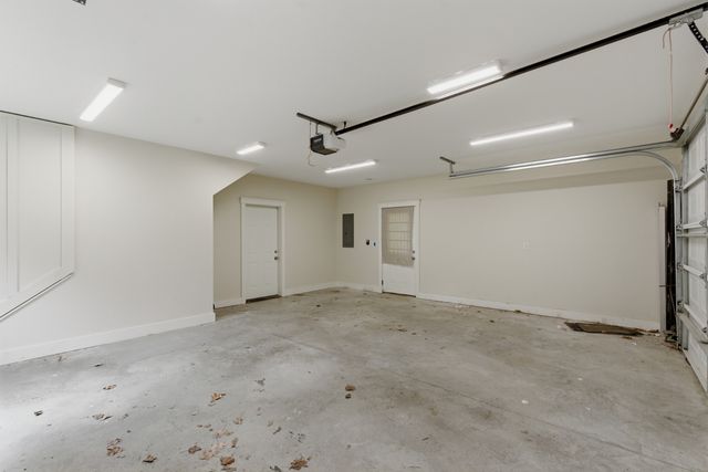 3804 Central Ave, Nashville, TN 37205