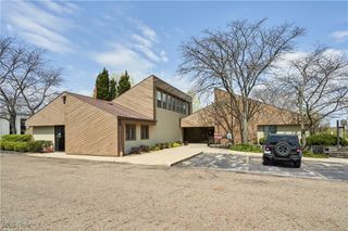 3500 W Market Street 1, Fairlawn, OH 44333