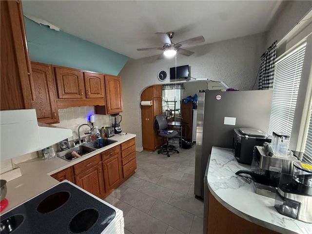 3131 St Joseph Avenue, St Joseph, MO 64505