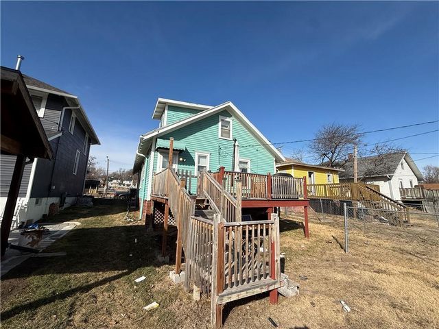 3131 St Joseph Avenue, St Joseph, MO 64505