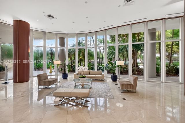 2475 Brickell Ave 2401, Miami, FL 33129