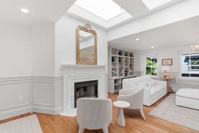 58 Gray St 3, Boston, MA 02116