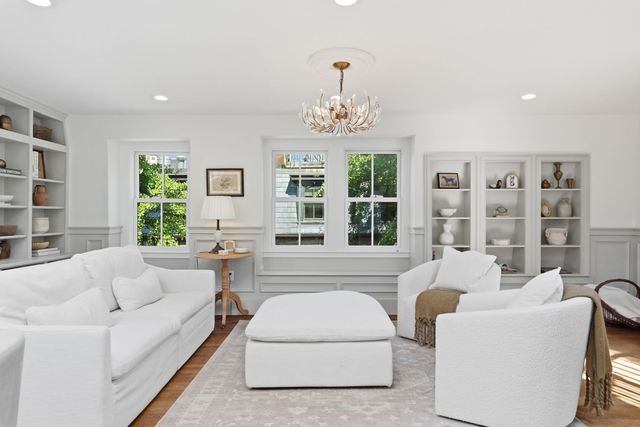 58 Gray St 3, Boston, MA 02116