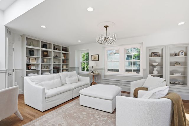 58 Gray St 3, Boston, MA 02116