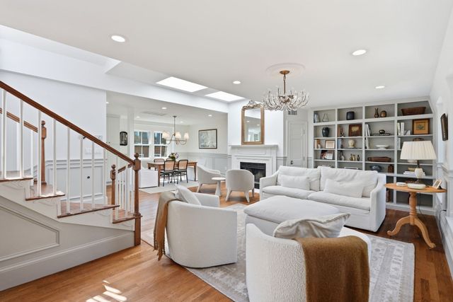 58 Gray St 3, Boston, MA 02116