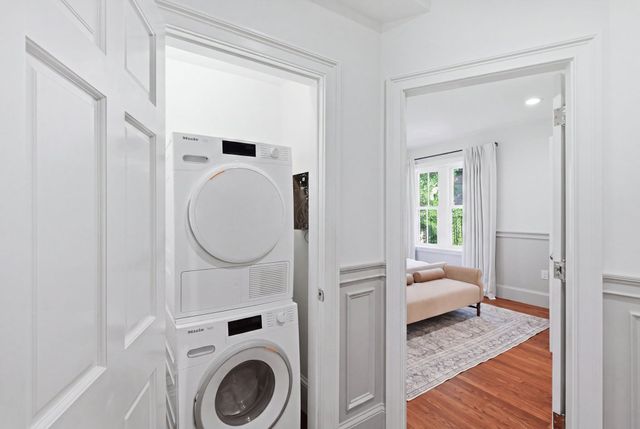 58 Gray St 3, Boston, MA 02116
