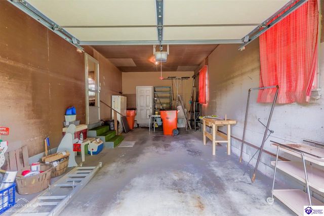 5828 Leitchfield Loop Road, Cecilia, KY 42724