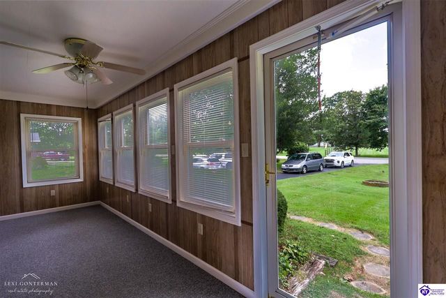 5828 Leitchfield Loop Road, Cecilia, KY 42724