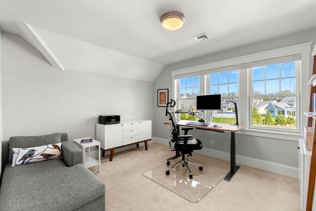 3 Gabaree Court, Newburyport, MA 01950