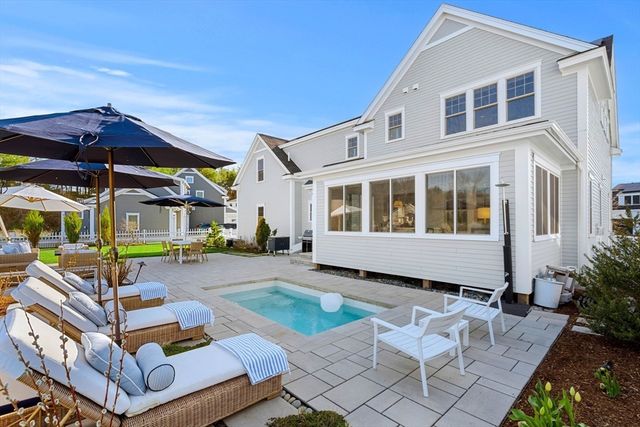 3 Gabaree Court, Newburyport, MA 01950