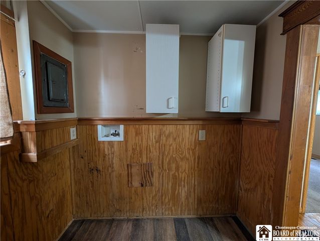 2802 Elmhurst Avenue, Ellicott, NY 14701