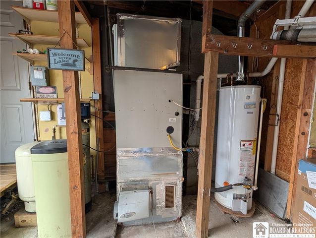 2802 Elmhurst Avenue, Ellicott, NY 14701