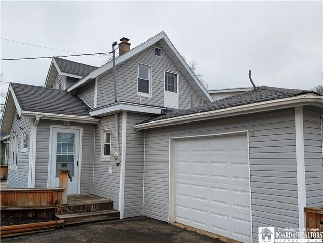 2802 Elmhurst Avenue, Ellicott, NY 14701