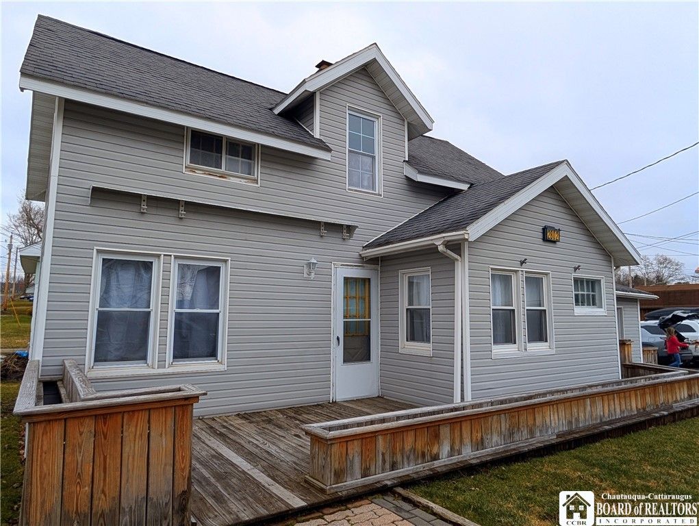 2802 Elmhurst Avenue, Ellicott, NY 14701