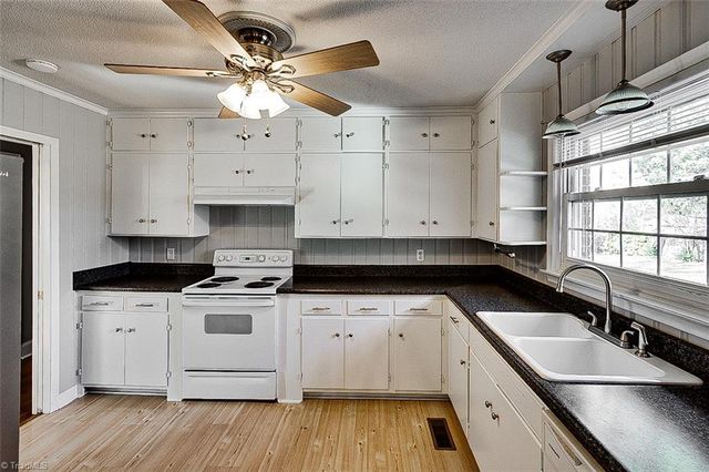 738 Britt Avenue, Asheboro, NC 27203