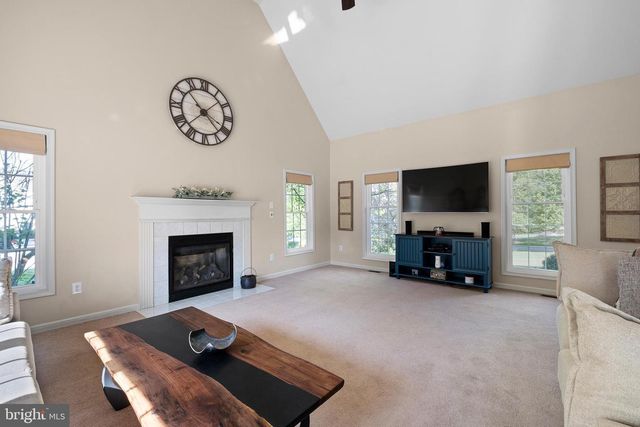 1210 THUNDER HILL RD, Lincoln University, PA 19352