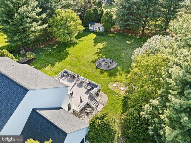 1210 THUNDER HILL RD, Lincoln University, PA 19352