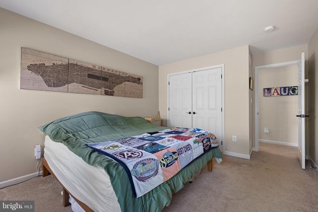 1210 THUNDER HILL RD, Lincoln University, PA 19352