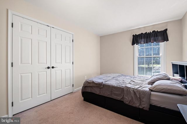 1210 THUNDER HILL RD, Lincoln University, PA 19352