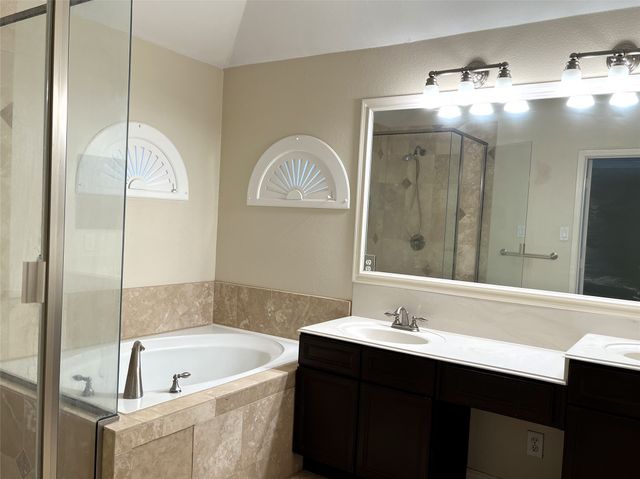 312 Moss Hill Road, Irving, TX 75063