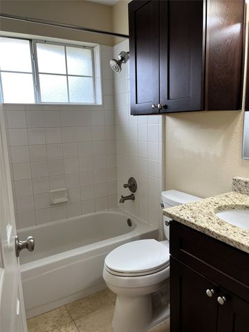 312 Moss Hill Road, Irving, TX 75063