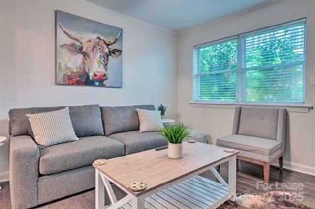 3407 Coldstream Lane, Charlotte, NC 28205