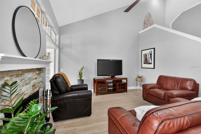 1432 FARRINDON CIRCLE, Lake Mary, FL 32746