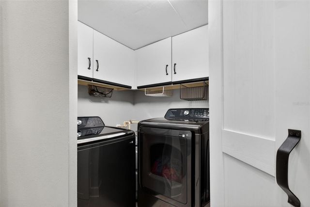 1432 FARRINDON CIRCLE, Lake Mary, FL 32746