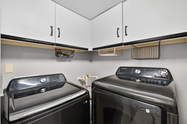 1432 FARRINDON CIRCLE, Lake Mary, FL 32746