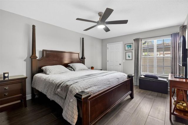 1432 FARRINDON CIRCLE, Lake Mary, FL 32746