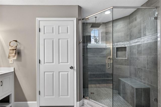 1432 FARRINDON CIRCLE, Lake Mary, FL 32746